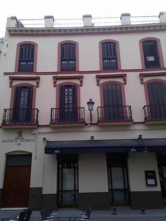 Apartamento Venecia Arenal Sewilla Zewnętrze zdjęcie